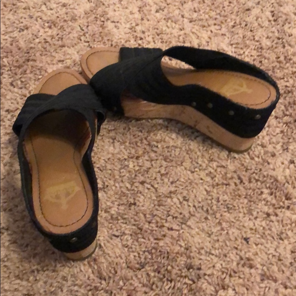 Platform Sandal - image 2